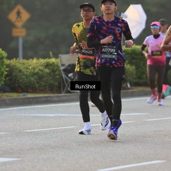 Runner Photo 6991892
