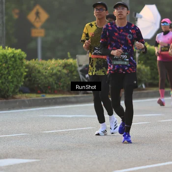 Runner Photo 6991897