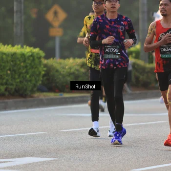 Runner Photo 6991898