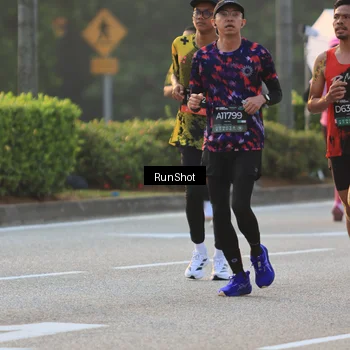 Runner Photo 6991899