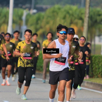 Runner Photo 6992012