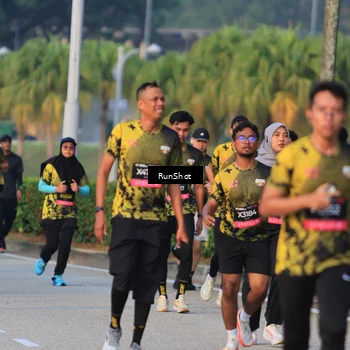 Runner Photo 6992050