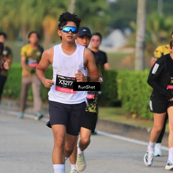 Runner Photo 6992057