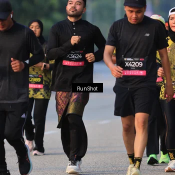 Runner Photo 6992098