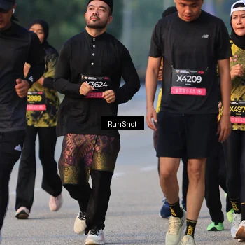 Runner Photo 6992100