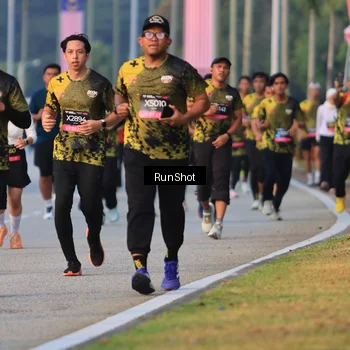 Runner Photo 6992105