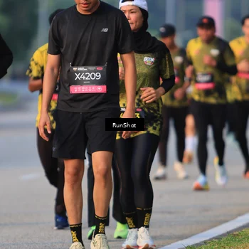 Runner Photo 6992111