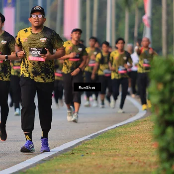 Runner Photo 6992112