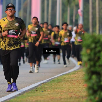 Runner Photo 6992127