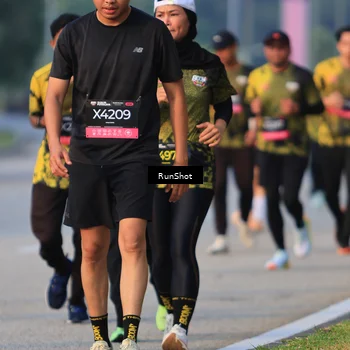 Runner Photo 6992128