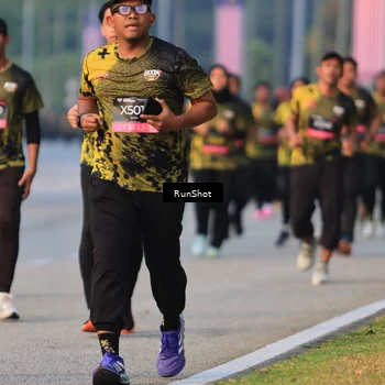 Runner Photo 6992136