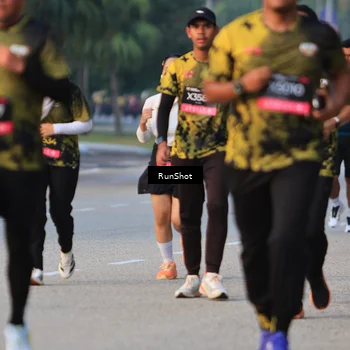 Runner Photo 6992142