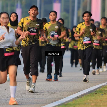 Runner Photo 6992185