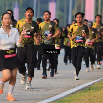 Runner Photo 6992198