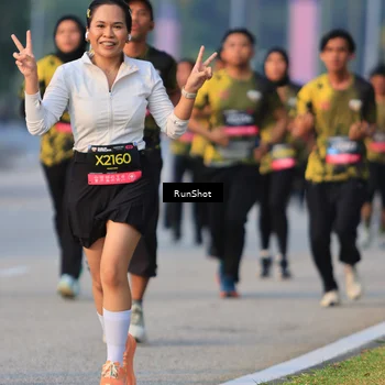 Runner Photo 6992200