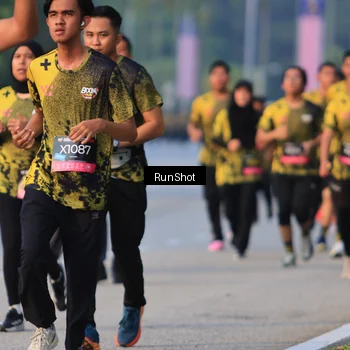 Runner Photo 6992257