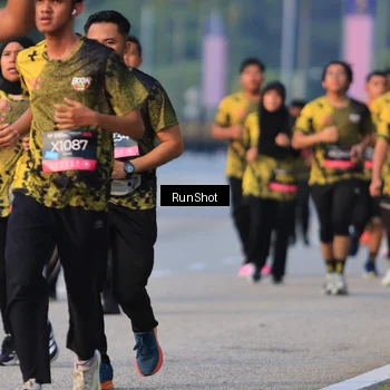 Runner Photo 6992262