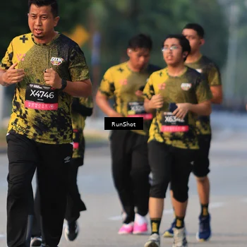 Runner Photo 6992288