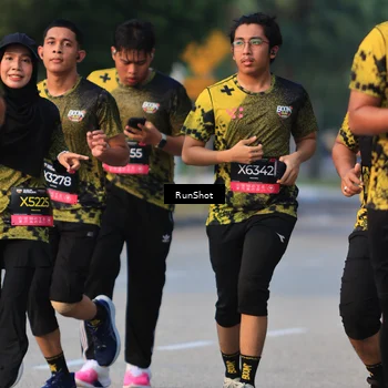 Runner Photo 6992292