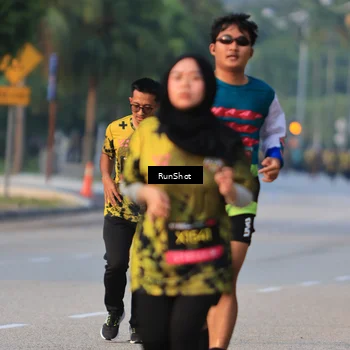 Runner Photo 6992338