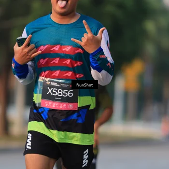 Runner Photo 6992351