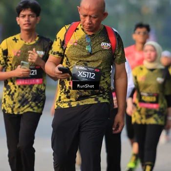 Runner Photo 6992356