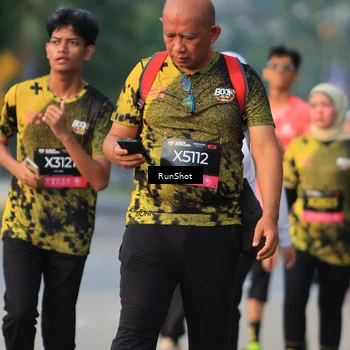 Runner Photo 6992357