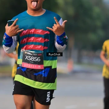 Runner Photo 6992369