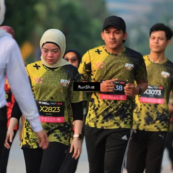 Runner Photo 6992383