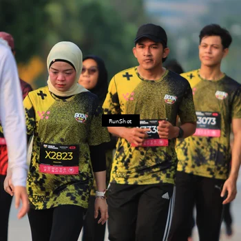 Runner Photo 6992389