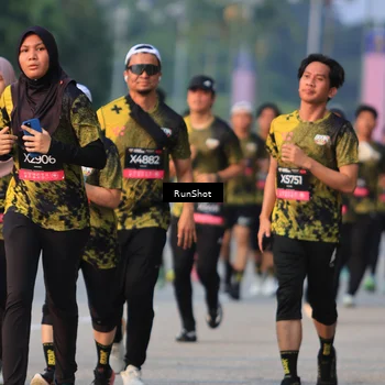 Runner Photo 6992414