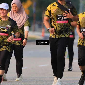 Runner Photo 6992424