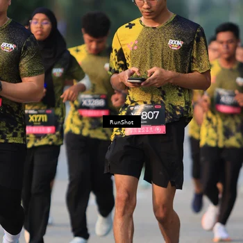 Runner Photo 6992450