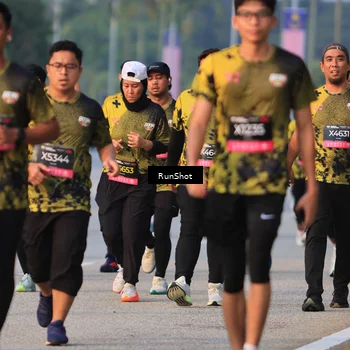 Runner Photo 6992453