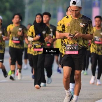Runner Photo 6992455