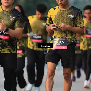 Runner Photo 6992457