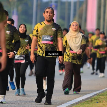 Runner Photo 6992466