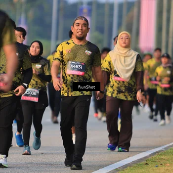 Runner Photo 6992469