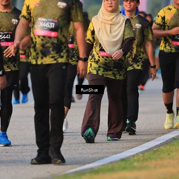 Runner Photo 6992488