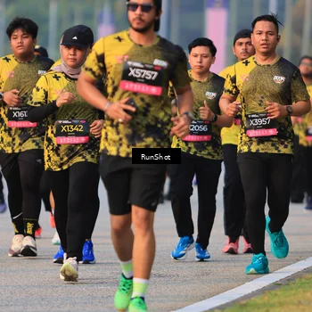 Runner Photo 6992518
