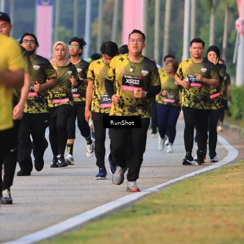 Runner Photo 6992550