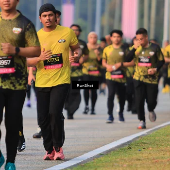 Runner Photo 6992556