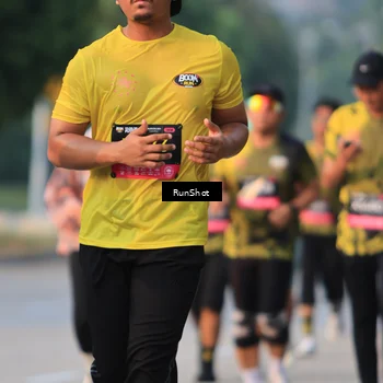 Runner Photo 6992574