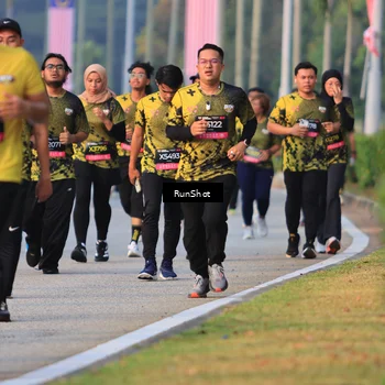 Runner Photo 6992579