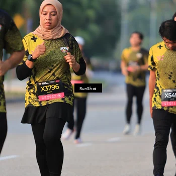 Runner Photo 6992600