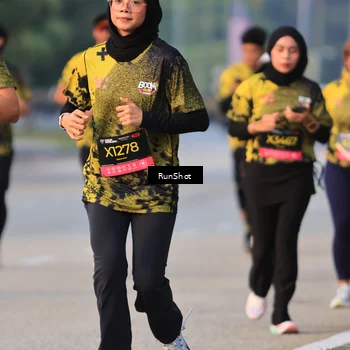 Runner Photo 6992627