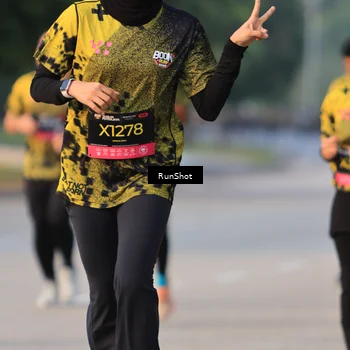Runner Photo 6992656