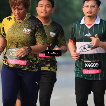Runner Photo 6992713