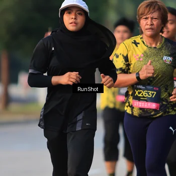Runner Photo 6992731