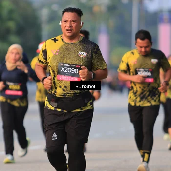 Runner Photo 6992732